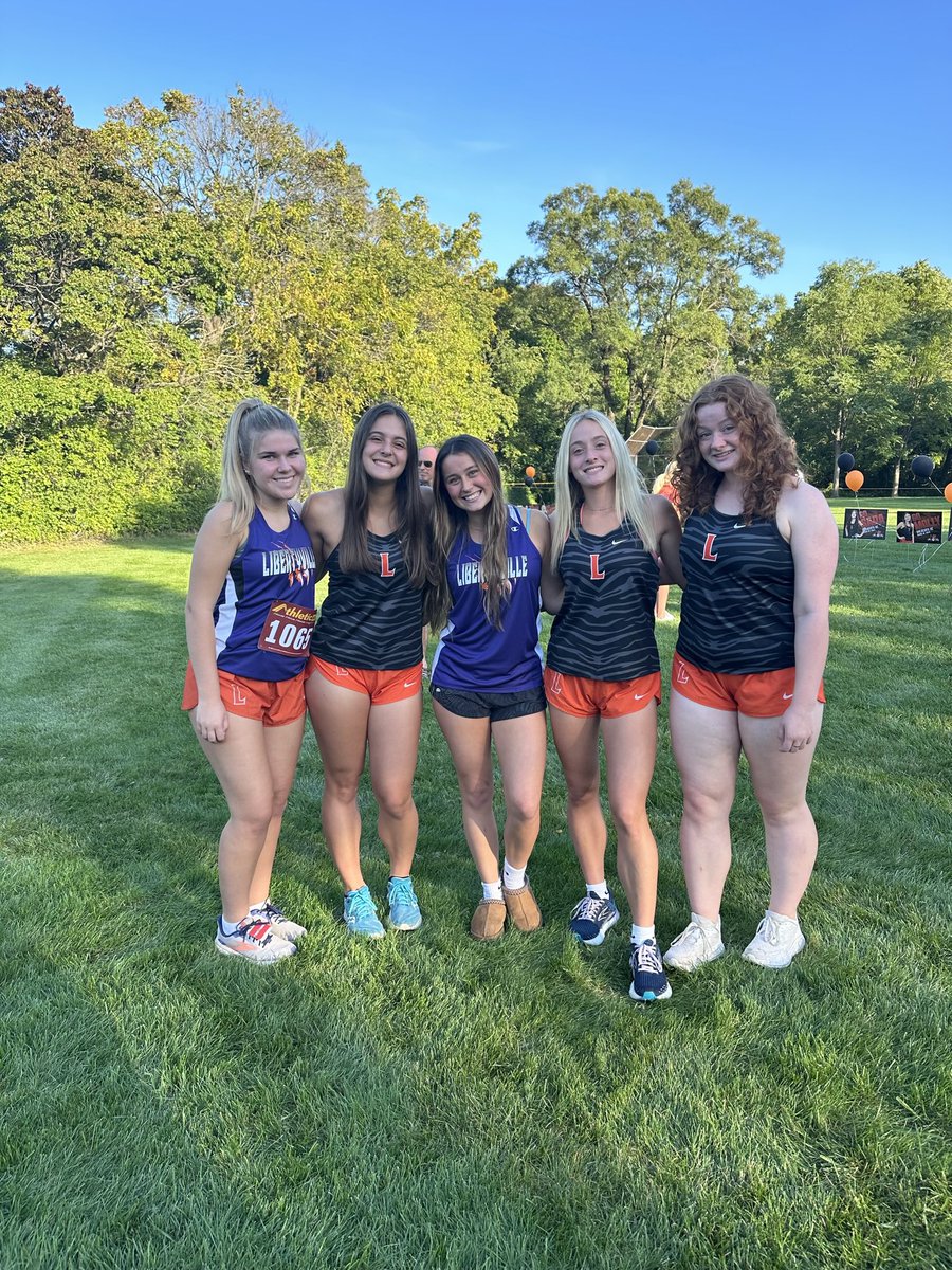 LHS Girls XC tweet media
