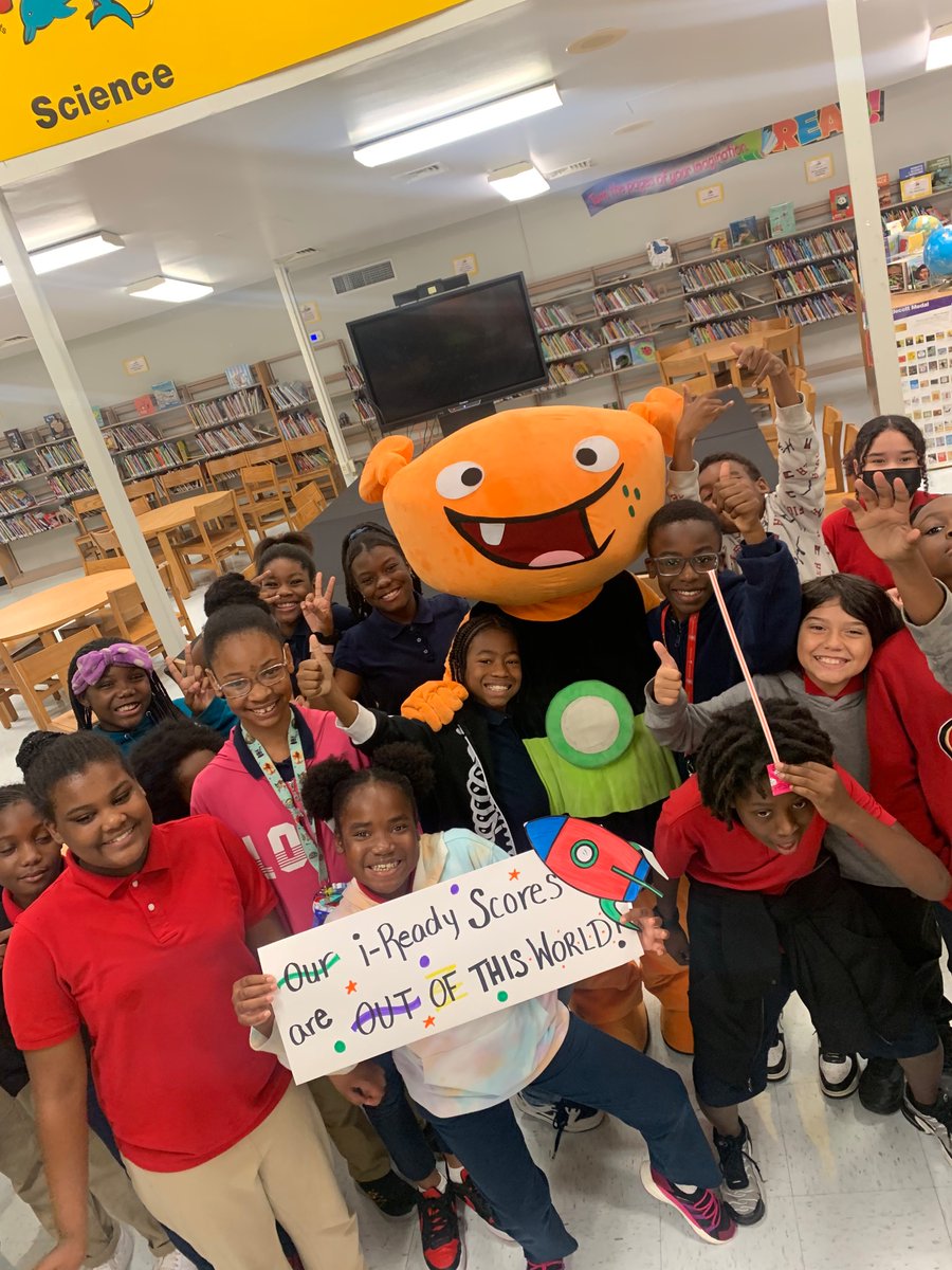 Broward Estates Elementary - “The Bee-Hive” tweet media