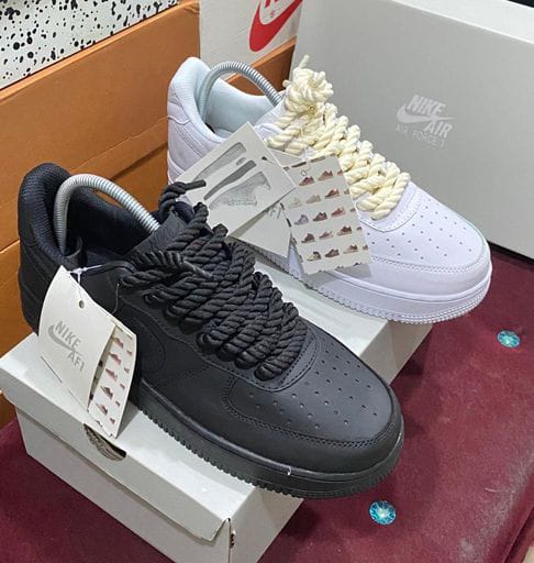 TONYP_RESH10's tweet photo. LUXURY LACOSTE SLIDE💫
QUALITY💯

SIZES: 40-46 
#25,000👌

NATIONWIDE DELIVERY ✈️

08140435322 (WHATSAPP &amp; CALL)
 Israel Pastor Adeboye Lionel Messi Tinubu Haaland Arise TV Mushin Beckham Phyno Dipo Burna RCCG Komodo Forgery PH City #Shameless Gaza Mercy Johnson Northern Nigeria https://t.co/BFCkwEMzeR