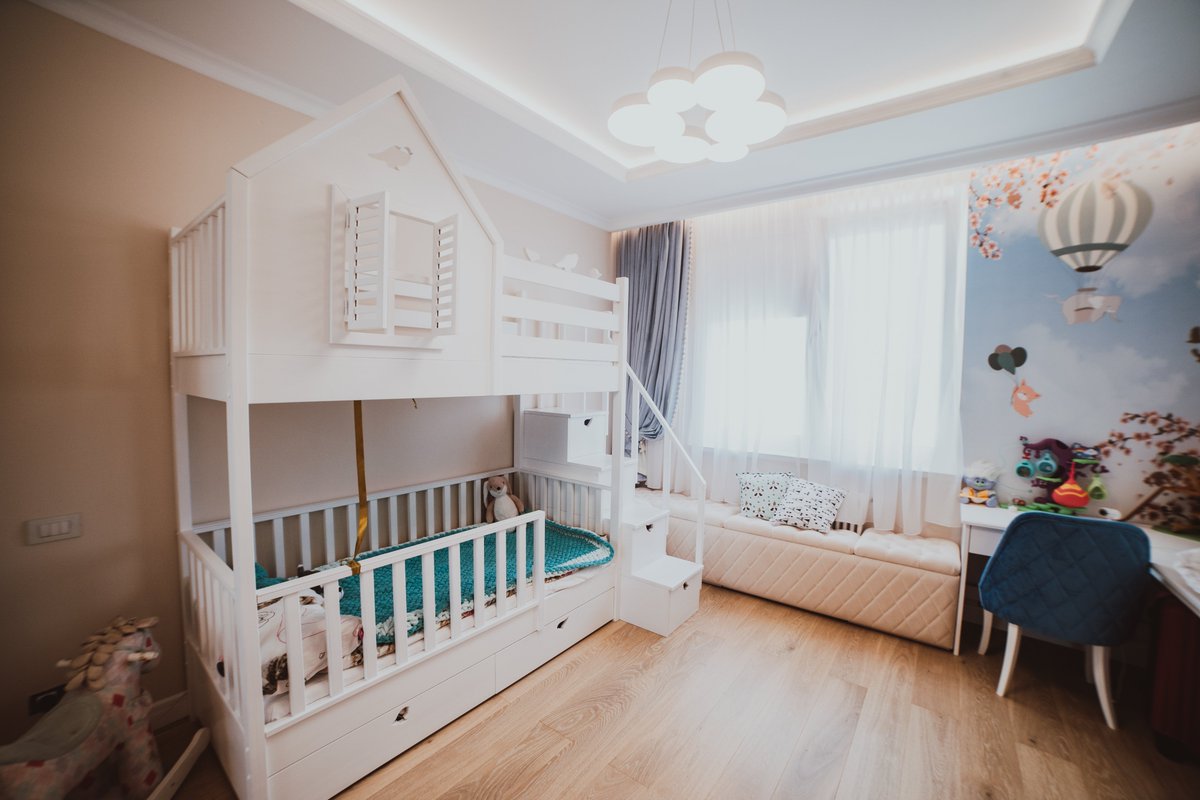 Волшебные детские комнаты из наших реализованных работ. 
Наши дизайнеры создают уютные интерьеры с соблюдением эргономики, стиля и возраста вашего ребенка. 
Рассчитать стоимость дизайн-проекта можно на нашем сайте remont-f.ru