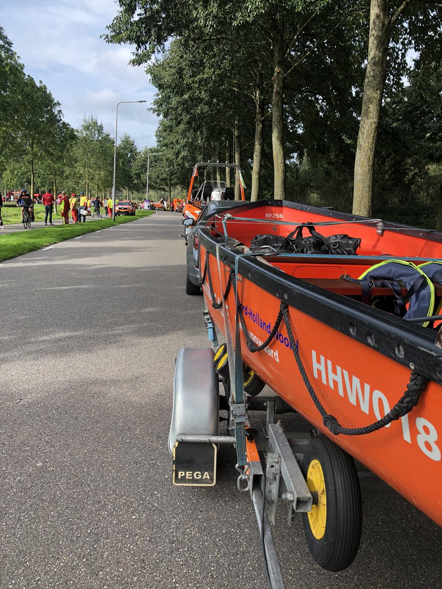 Oefenen om vakbewaam te blijven. Landelijke oefening van de <a href="/Reddingsvloot/">NRV Nationale</a> in Zuid-Holland. Ook de reddingsgroep van de <a href="/vrnhn/">Veiligheidsregio NHN</a> sluit aan. Hierin zitten vaartuigen van  <a href="/rbdenhelder/">Reddingsbrigade Den Helder</a> <a href="/rbnotwin/">Reddingsbrigade Hoorn</a> #reddingsbrigadedestreek en uiteraard de <a href="/HHWRB/">Reddingsbrigade Dijk en Waard</a>