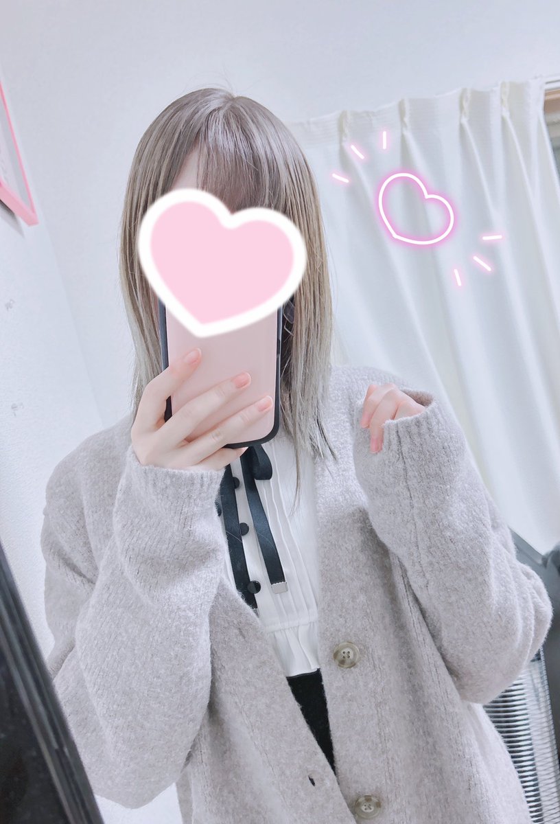 ChKomeko's tweet photo. 最近のこめちゃんは
冬にむけてあかるいかみのけふっかつしたよう❄
今度顔出し配信するね https://t.co/RsUSGXOsmV