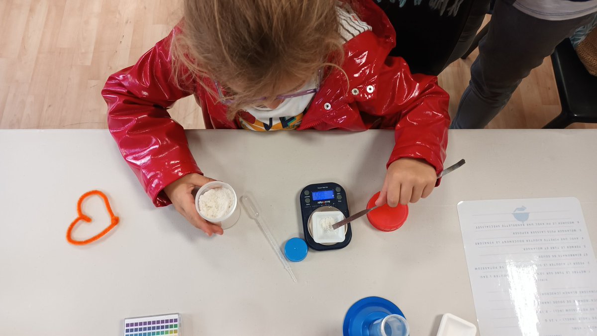 BenenBib1's tweet photo. Des sciences en bib' ? Le village vous accueille à la médiathèque de #Beauvais pour la #fetedelascience !
Santé, mécanique, informatique, géologie et bien d'autres- jusque 17h30 ce samedi 
Ça vous dit @Ombelliscience @TchoMallow ? https://t.co/w49ESqayo6