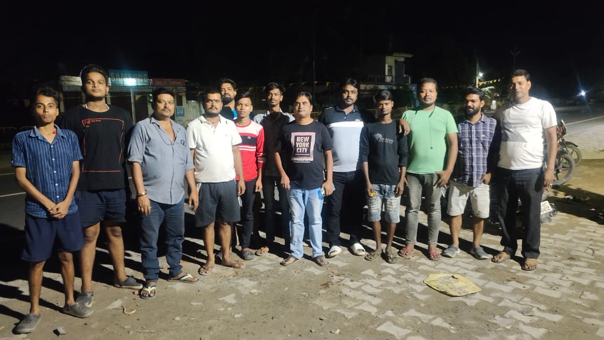 TeamPurnea's tweet photo. #Day-65
#Date-06/10/2023
आप सभी का साथ और सहयोग बना रहे🙏❤️
#CommunityKitchen
#CommunityKitchenPurnea
#TeamPurnea https://t.co/eggXyxXFK7