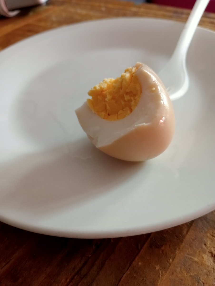 worksovart's tweet image. I won&apos;t deny it, the last 2 weeks have been the most emotional of my life. I&apos;ve been waiting for my eggs to pickle. I agree that the brine looks like a raw sewage discharge that would trouble Feargal Sharkey, but today the waiting is over. They&apos;re blooming lush
@food
@EricPickles