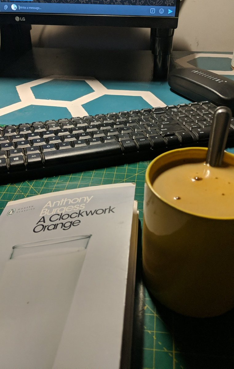 nodubby's tweet photo. No, that is NOT milk https://t.co/Emjm6RpWOS