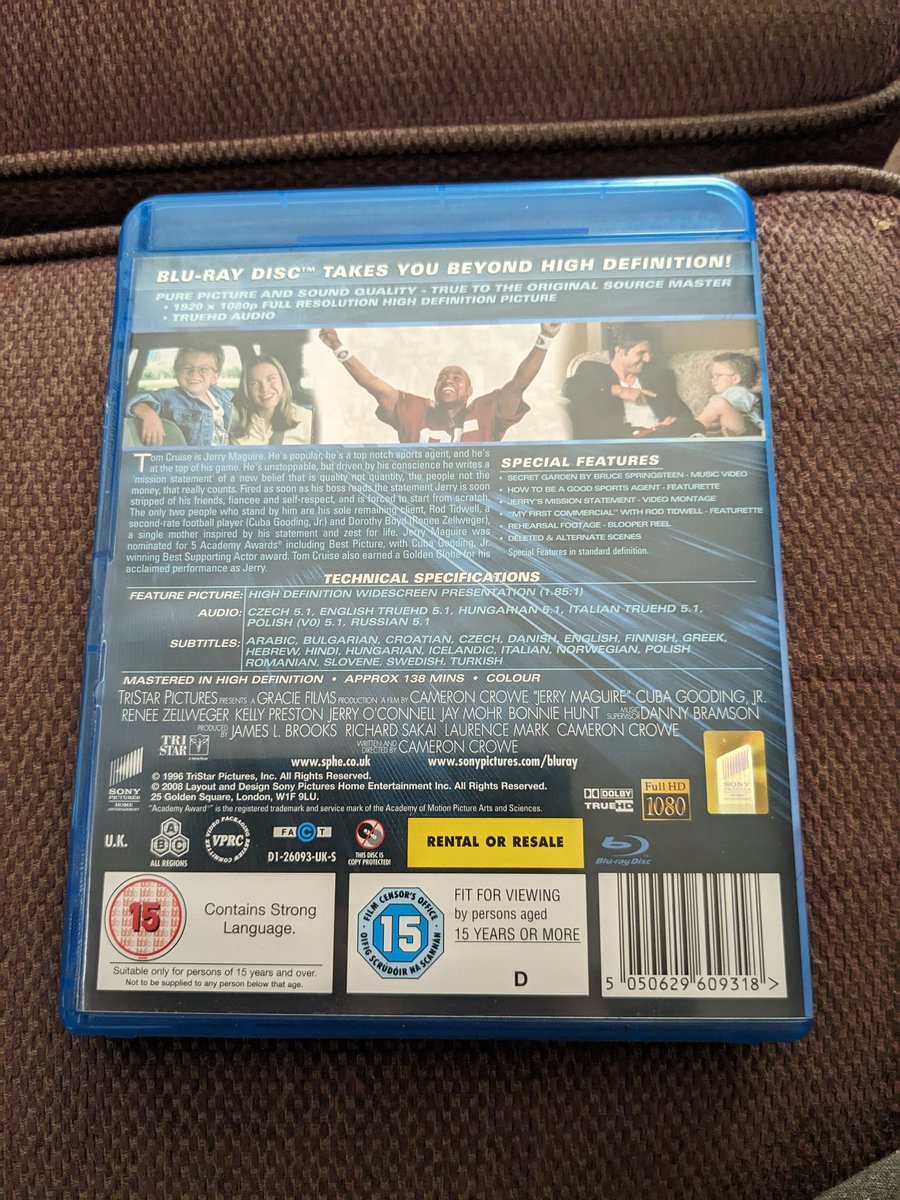 Films watched this year: 289 #yearofmovies #bluray #bluraycollection #jerrymaguire #tomcruise #reneezellweger #cubagoodingjr #kellypreston #jerryoconnell #jaymohr #bonniehunt #reginaking #jonathanlipnicki #comedy #drama #romance #sport #americanfarmhousestyle #cameroncrowe