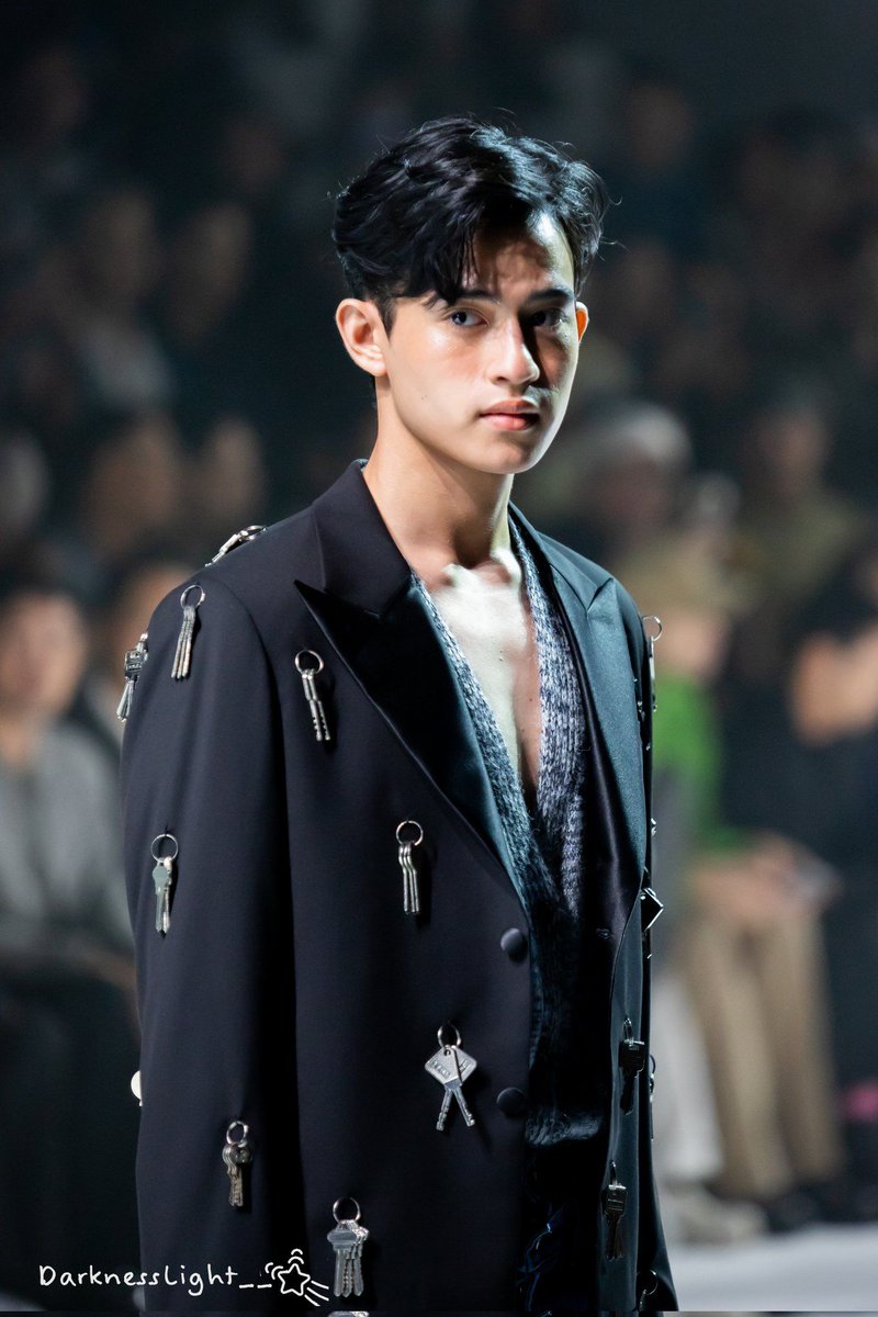 ladyheronstairs's tweet photo. barcode delivers incredibly, as always. he's so brave, dedicated, professional, and amazing. he puts his heart into everything he does, never wasting an opportunity, making every moment count. i'm so proud of you, sunshine 🫶🫶🫶
#LeisureprojectsAW23xBOC
@BarcodeTin #barcodetin https://t.co/TmGHHPx9gq