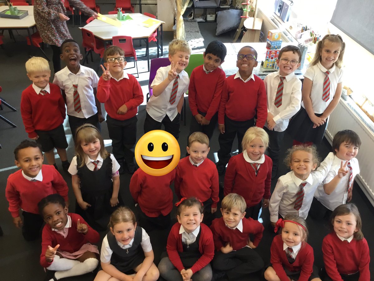 HolyFamilyYear1 tweet media