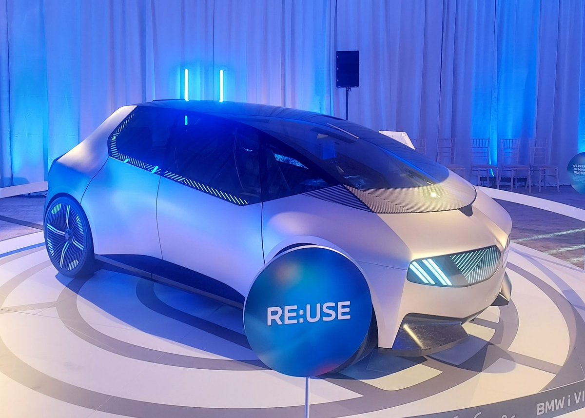 DesAtkinson1's tweet photo. Bmw i vision Cir Cular @BMWireland @automotiveTEAM #bmw #bmwi #bmwvision https://t.co/oChqOJoFsO