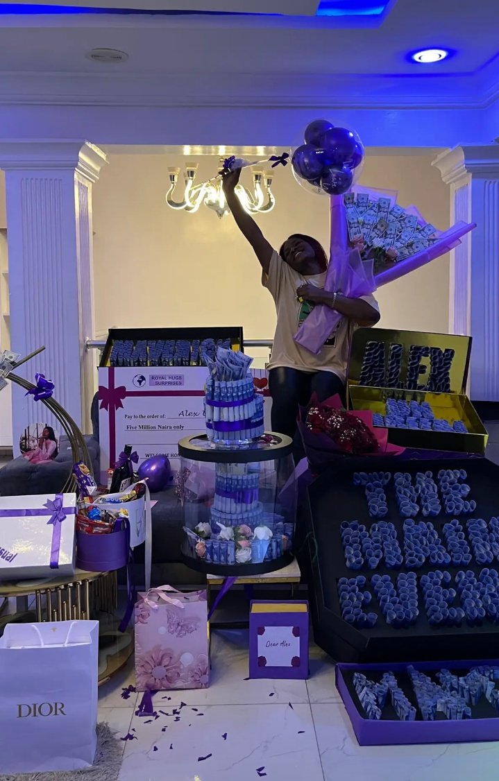 Taghandler's tweet photo. My baby is so happy 💃🏿💃🏿💃🏿💃🏿💃🏿💃🏿💃🏿💃🏿💃🏿💃🏿

UNUSUALS thank you for pampering our baby💃🏿

MAMBA 4 A REASON
#Alexunusual ll #Unusuals https://t.co/Y6IHbRuSCu