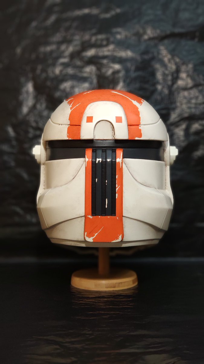 PropsMy's tweet image. I present for you my last work the Clone Commando helmet in the colors of the character RK-1138, also known as Delta Three-Eight or the Boss.
.
#clonecommando #boss #clonewar #cosplay #bestfilament #mycosplayprops #starwars #starwarstoys #starwarsclonewars #starwarscollector