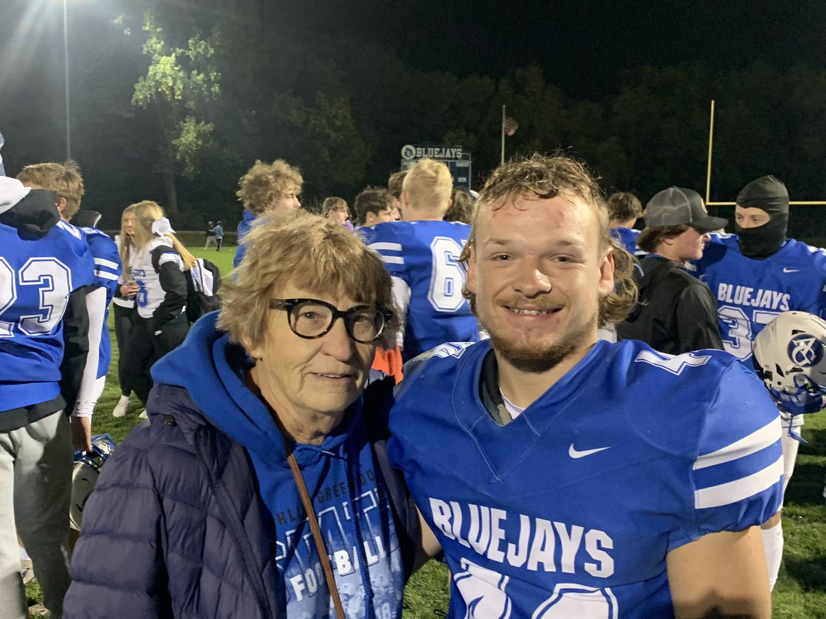 AGbroadcasting_'s tweet photo. 1962 AG Homecoming Queen got to see her Grandson Aidan get crowned King Friday night on the same field where she was crowned. Nice moment for Grandma and Grandson Washburn. https://t.co/aM6Tf2Dsqz