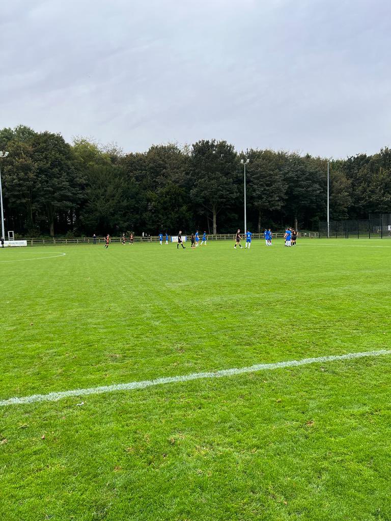 Team_LegacyUK's tweet image. @HullCityAcademy v @BCFCAcademy U18’s this morning supporting @TaylorD31870804 

👀@Colincooper28

#hullcity #bcfc #playersupport #taylordodd