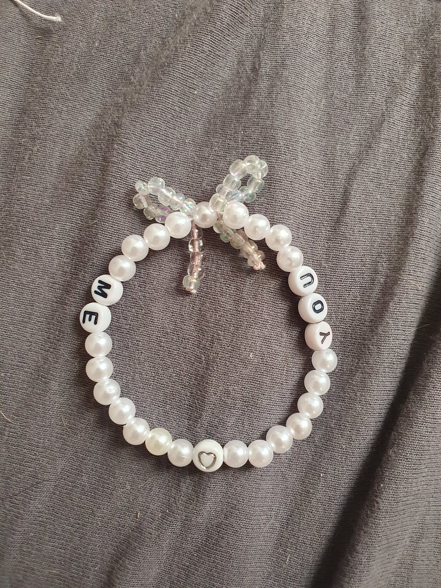 ceci 📚 tweet media