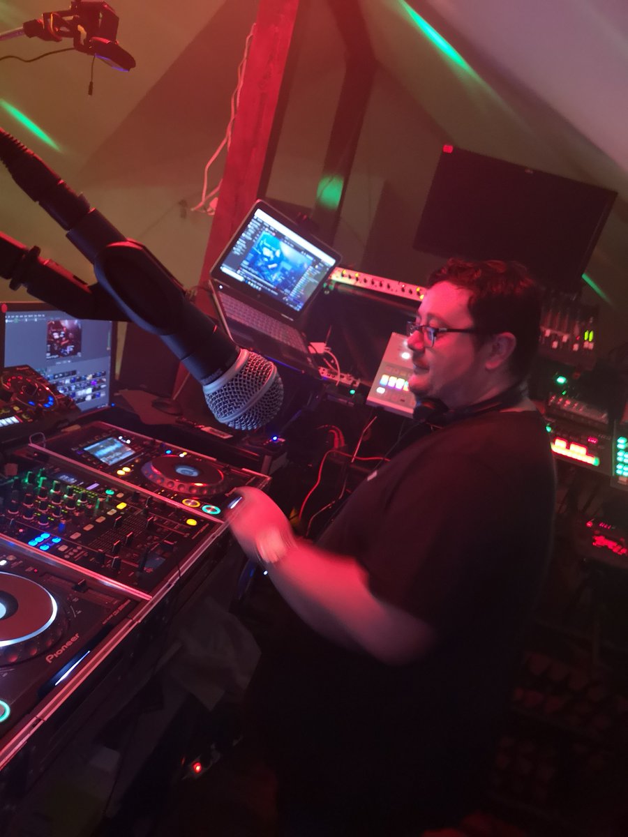 Light2mix's tweet photo. Let's get our dancin' shoes tonight , turn up volume at 'Power of synth'.On the menu: Only Amazing Trance. See you all there !
I'm starting 21.00GMT/23.00EET
Main stream Club Beats:
https://t.co/A3xrGRRLYM
Backup streams:
https://t.co/DDyzLg0O3Q
https://t.co/qF2OBH6F3A https://t.co/ySLV3az15Y