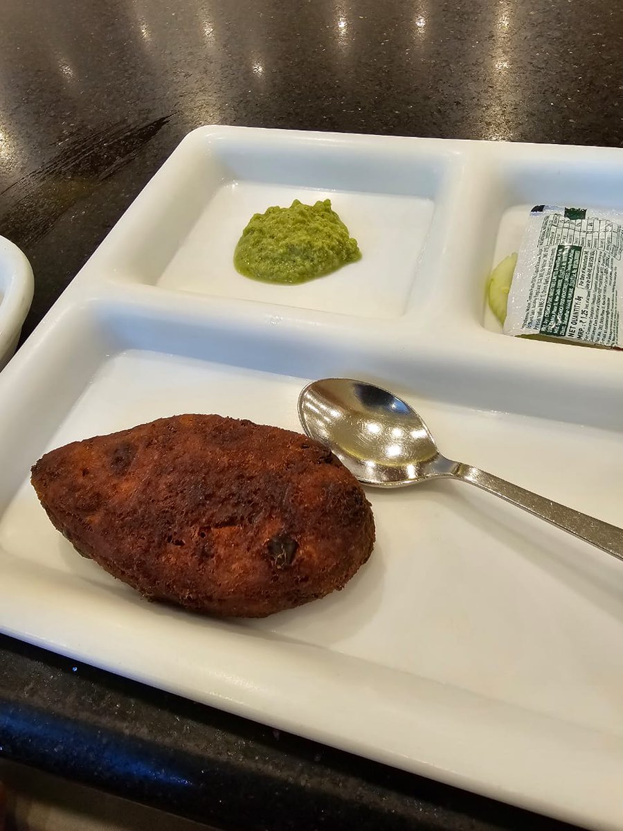 Anishkumar08's tweet photo. A mandatory pit stop at pabbas.. the ever famous tiramisu, crispy cutlet and  the American choconut !!! Dessert overload @mangalore #mangalorefood https://t.co/0NxPMPpwX0