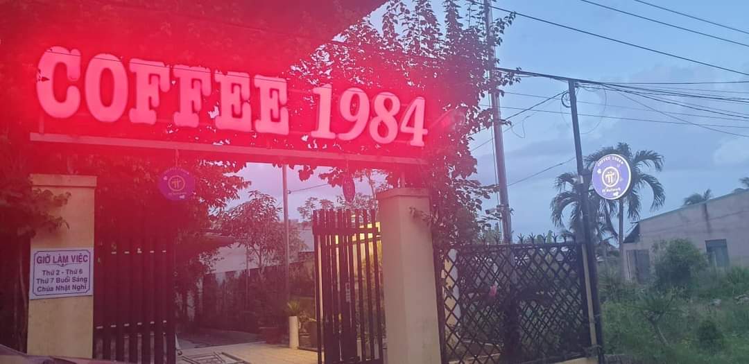 lyvantuong1986's tweet photo. 🔈🔈Khai trương quán Pi Coffee 1984🔥
💥Lúc 10h ngày 15/10/2023.
💥Đồng thuận 0,0049 Pi/1 thức uống
💥Địa chỉ: Hẻm 28 Ngô Quyền, Hòa Thành, Tây Ninh
🍀Anh chủ mời ACE Pi đến giao lưu và họp mặt.
#pinetwork #blockchain #web3
#pinews https://t.co/E51O9ZXHmr