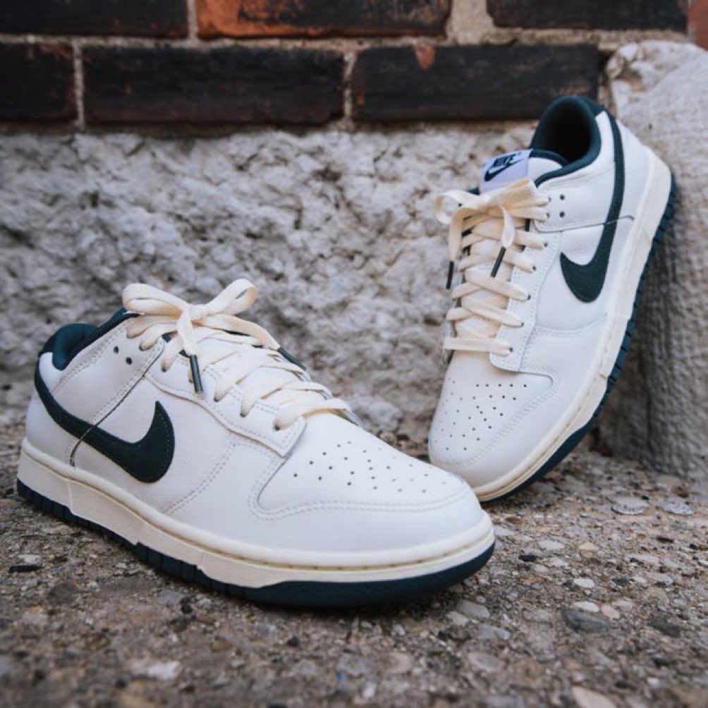 snkr_twitr's tweet image. AD: All sizes available 
Nike Dunk Low Athletic Department 'Sail/Deep Jungle'

Finishline sovrn.co/1li4hk1
Use code FRESH4FALL for $10 off

JDsports sovrn.co/j3dqnlo
Use code JDS10 for $10 off