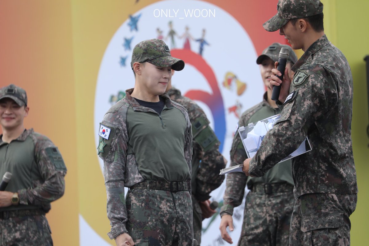 ONLY_WOON_2's tweet photo. 231007 지상군페스티벌

제가 해보겠슴다!!
#하성운 https://t.co/tsf8n9usZW