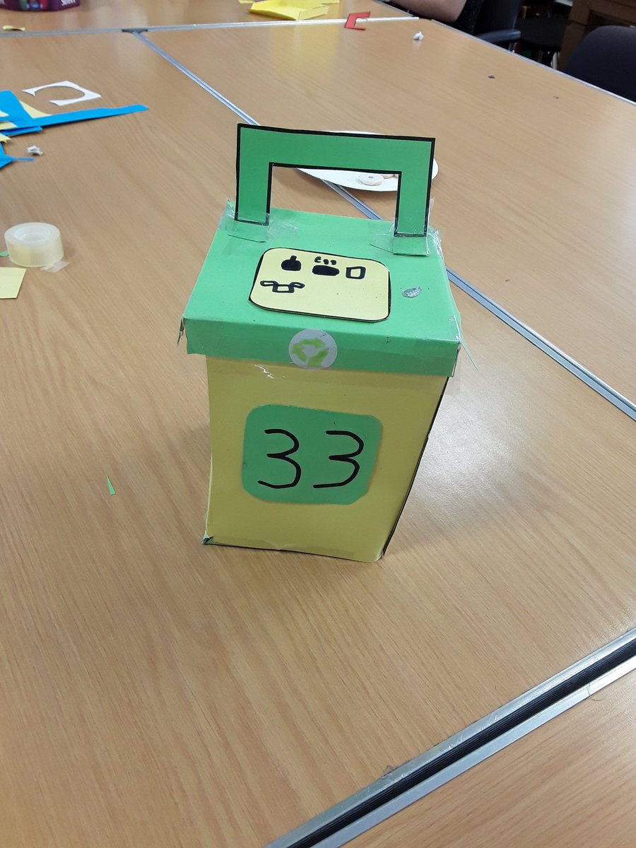 WFlibraries's tweet photo. More #recyclebins made at #StanleyLibrary for #Greenlibrariesweek https://t.co/lddpaOuLkg