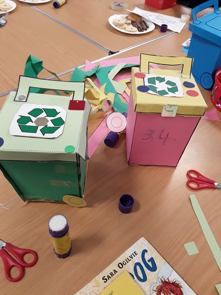 WFlibraries's tweet photo. More #recyclebins made at #StanleyLibrary for #Greenlibrariesweek https://t.co/lddpaOuLkg