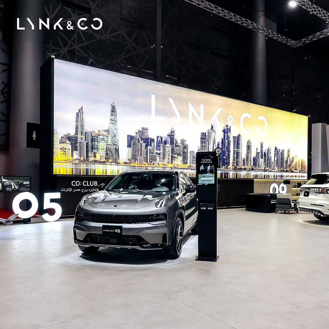 LynkCoME's tweet photo. 🚗التميز ليس نقطة النهاية، وإنما هو نقطة انطلاق نحو فضاء النجاح اللامحدو💨عند الحديث عن روعة التصميم واللمسات التقنية وقوة الأداء، فلا صوت يعلو فوق صوت #LynkCo05 إنها تُرسي الأسس لتجربة قيادة استثنائية.
حقق التميز مع 05، https://t.co/hZFV6mVki8.
#UltimateIsStandard #GIMS2023 https://t.co/VeweeCcSuA