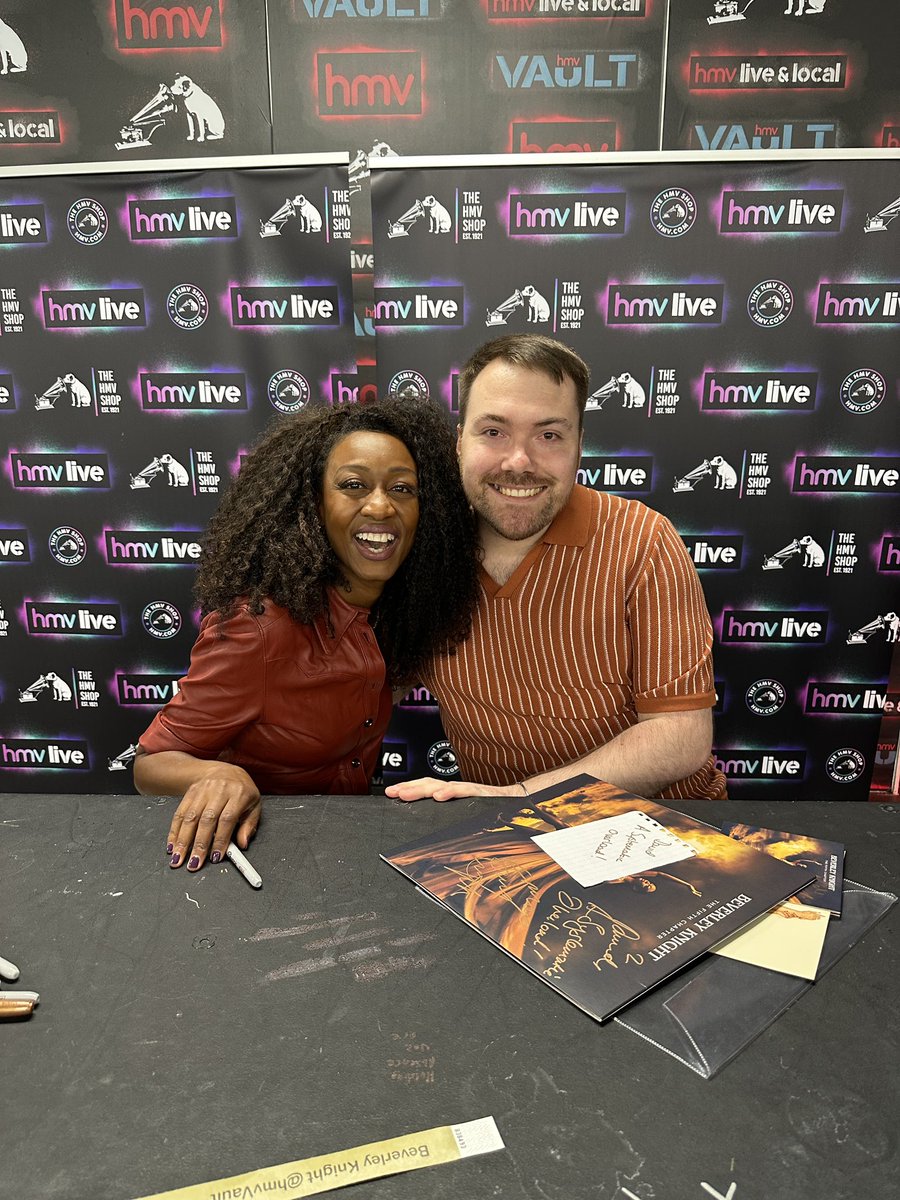 DavidH4145's tweet photo. 🎶 Breaking down the wall, a Systematic Overload!
Had an incredible time meeting @Beverleyknight at @hmvVault for her album signing for The Fifth Chapter!
So excited for the tour now! Can’t wait to hear the tracks live 🧡
#BeverleyKnight #TheFifthChapter #HMVLive #HMV https://t.co/2Lyh6js3WG