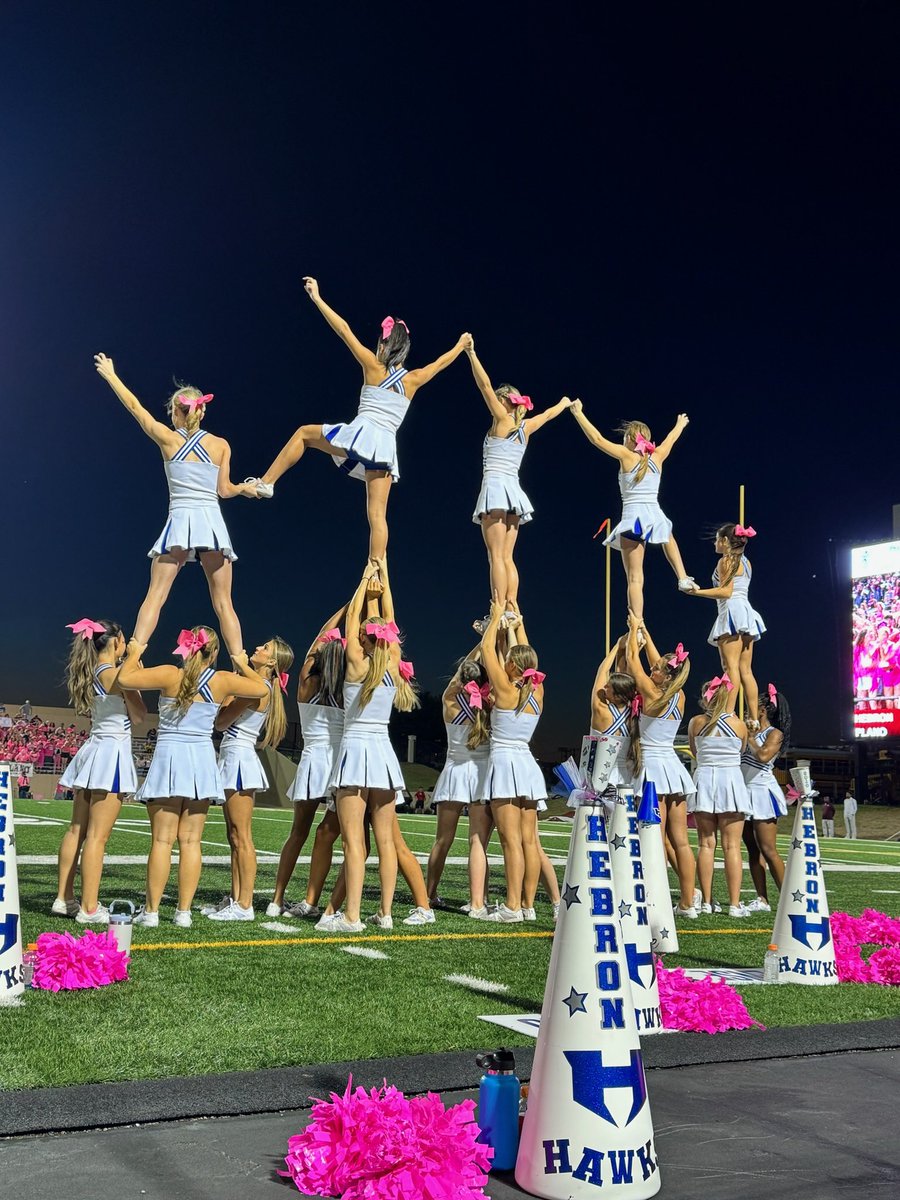 HHSCBC's tweet photo. It was a beautiful night and a great win @HebronFootball! We love cheering on our Hawks. #hond #hawkwin #hebroncheer https://t.co/WS9MZjW4jr