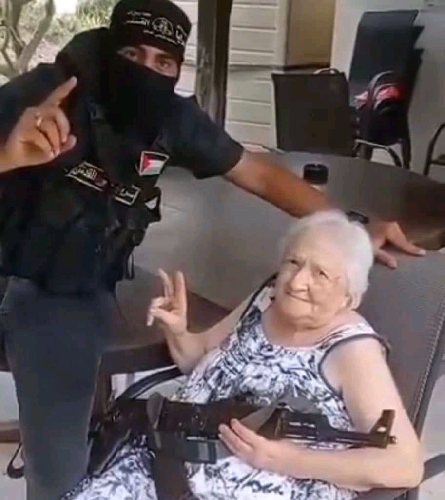 moalatar89's tweet photo. الله ينور يا حجة 👌🏼
#Palestine
#طوفان_الاقصي https://t.co/IAGvVEg2IQ