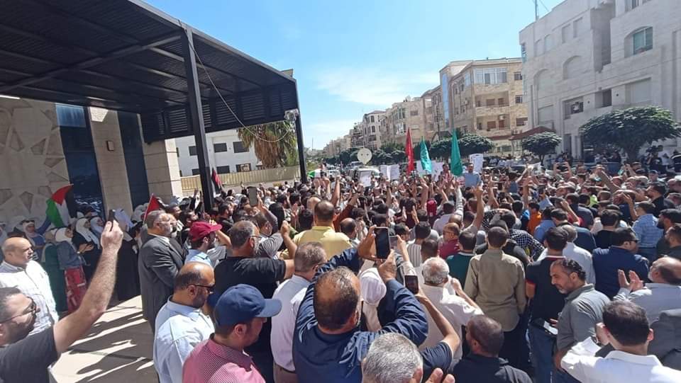 Laith_ziod's tweet photo. عمان الآن، شعب واحد مش شعبين 🇵🇸🇯🇴❤️ https://t.co/Gea6KLNBMh