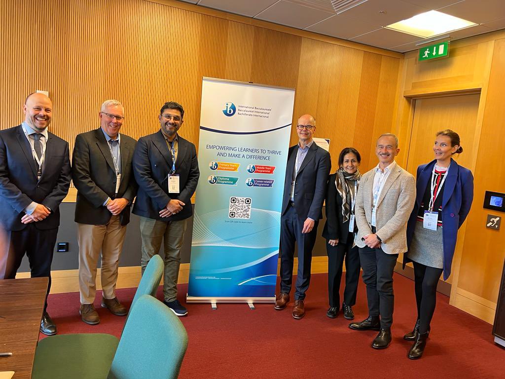 اجتمعت مع قيادات منظمة #البكلوريا_الدولية #ib  وبحثنا سبل التعاون وتطوير فعالية البرنامج في #السعودية 🇸🇦 للمساهمة في تحقيق #رؤية_٢٠٣٠