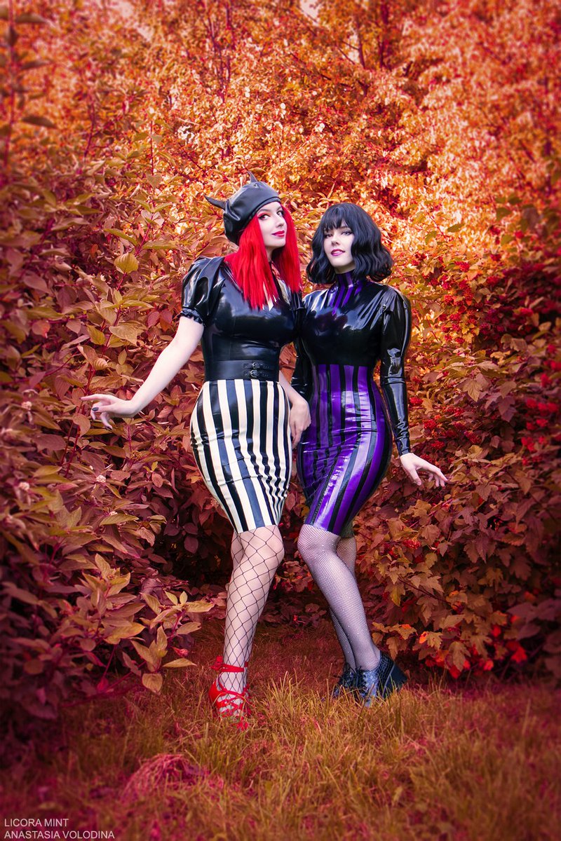 Fraulein_Puppe's tweet image. 🕷glamour ghouls🕷

#ラテックス #pinup #latex #violet_spider #halloween #anastasiavolodina #latexdress #altfashion