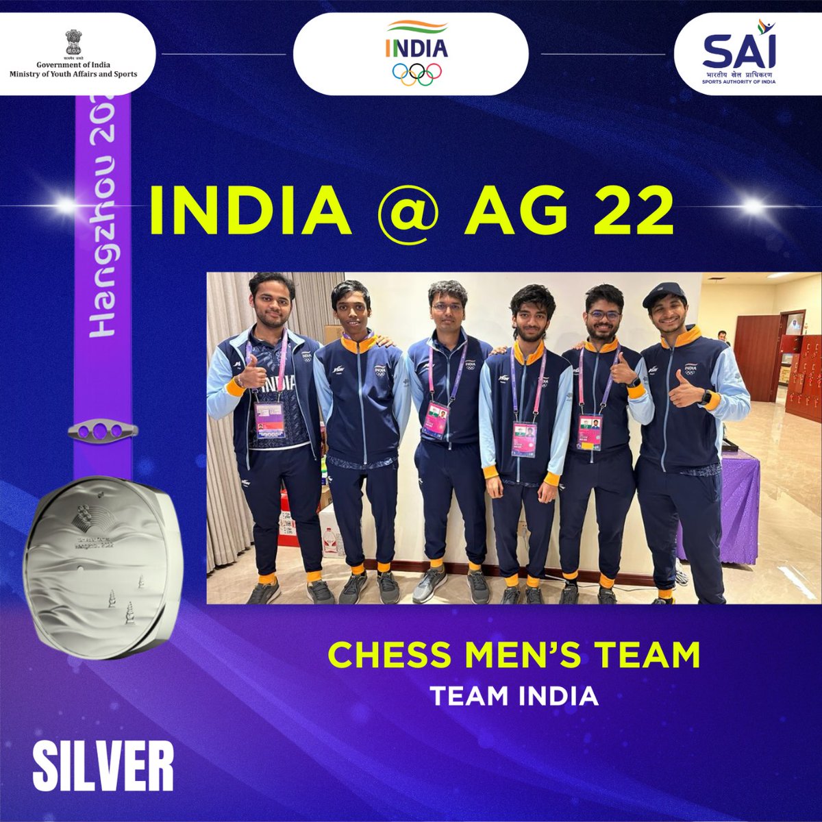 Last, but definitely not least, the Men's Chess ♟️ team also bring home a stunning silver from #AsianGames2022 🥳 The team comprising of @DGukesh , @viditchess , @rpragchess, @ArjunErigaisi and @HariChess win🥈after winning their last match of the day against 🇵🇭. Many…