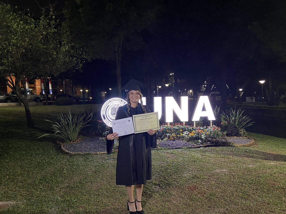VerochiV's tweet photo. Si se pudooo 🤩🤪🎓 https://t.co/fAPzznEela