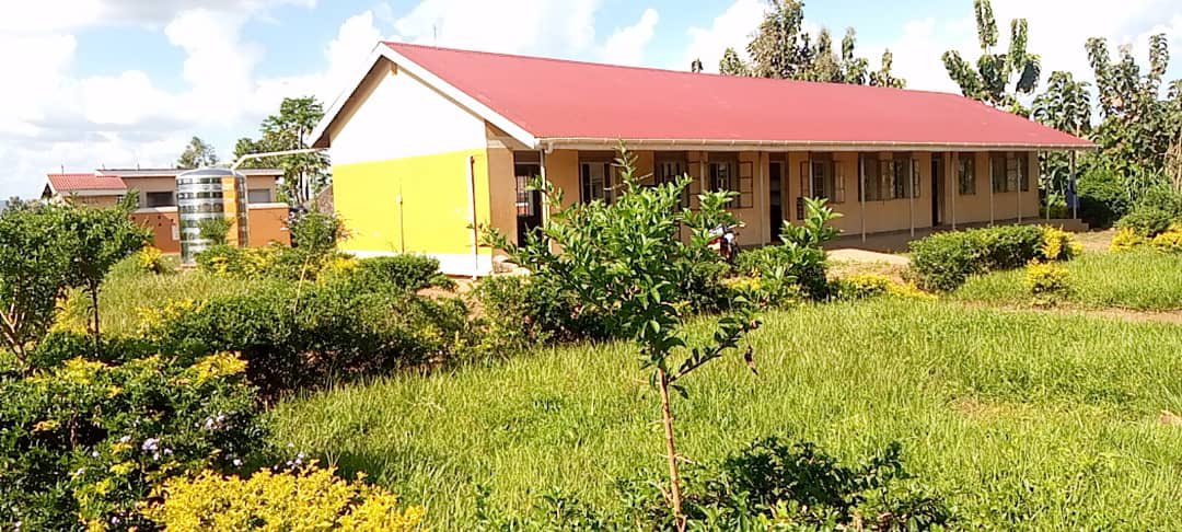 This is Fatah Primary School in Yumbe district. @OPMUganda's DRDIP infrastructure characteristics speak volumes about the commitment for social safeguards. The environment created is condusive for both learners and the teaching staff.