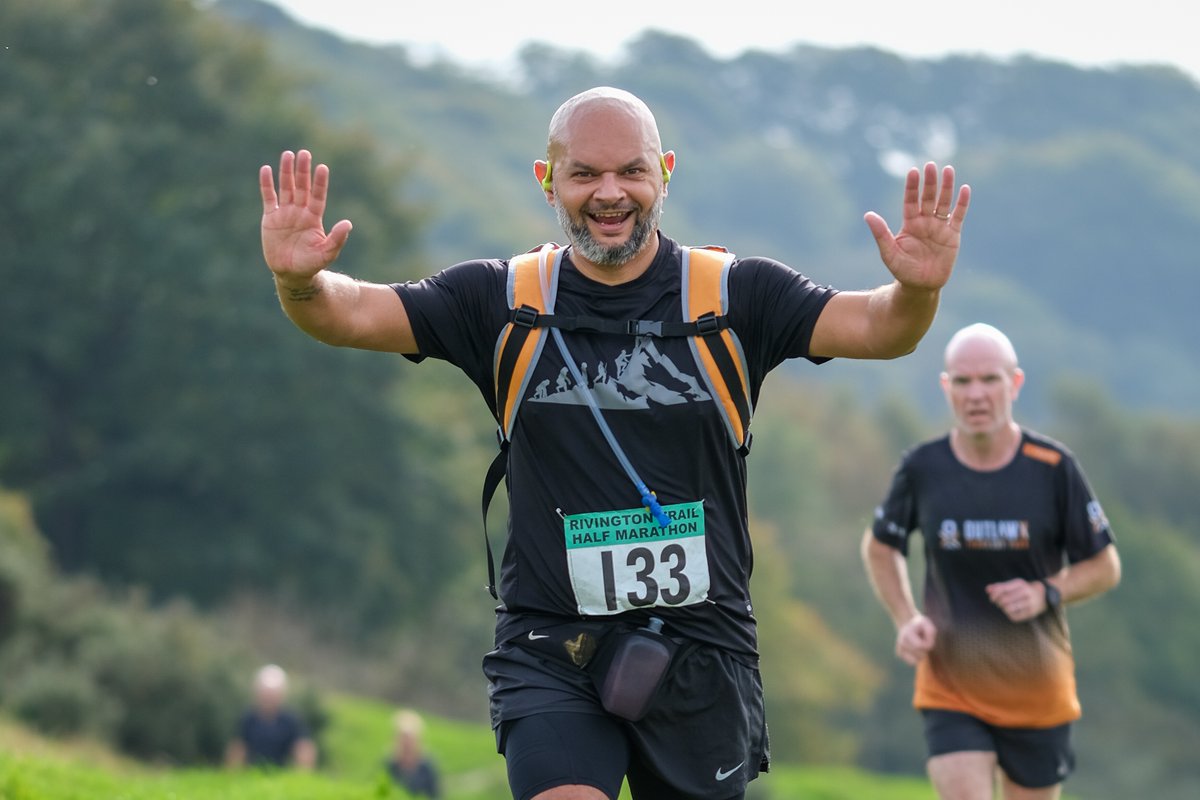 john_shirras's tweet photo. Another fantastic @RhmHalf today. Lovely weather and some very happy runners. Race pictures are on the way @chorleywomenfc https://t.co/J1eWkC0Djn