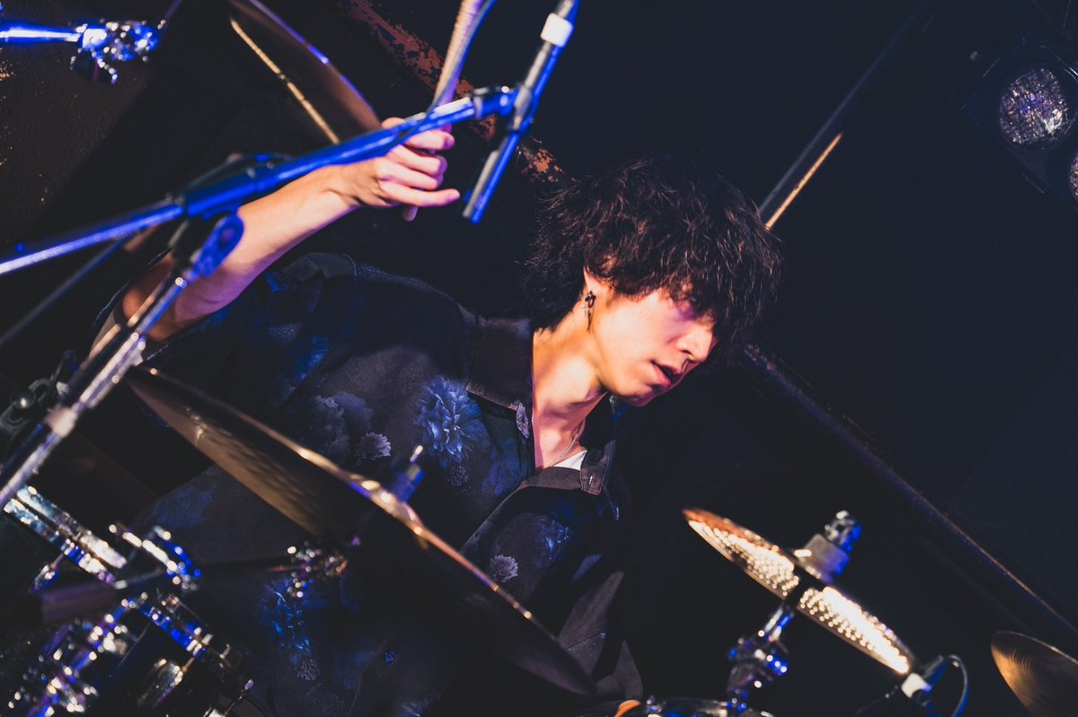 2023.10.05

at 新宿ANTIKNOCK

Paranoid Psychedelica <a href="/ParaPsy_info/">ParanoidPsychedelica(パラサイ)</a> 

撮影させて頂きました。

1. <a href="/sgyamda/">やむだ</a> 
2. <a href="/rrn_gt/">🦭ギターのネモーﾝ🦭</a> 
3. <a href="/utakatabass/">あめちゃん</a> 
4. <a href="/hiromu_dr1201/">ヒロム</a>