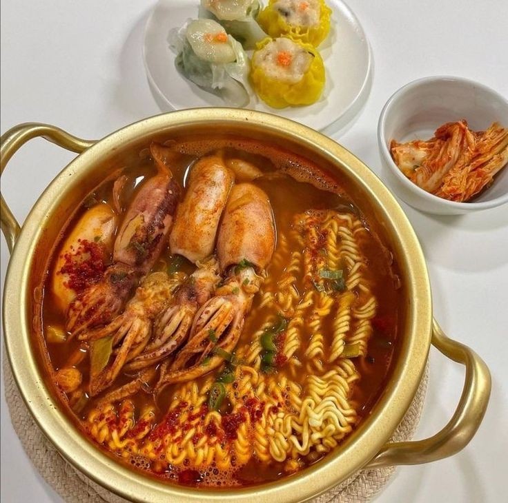 LK (@mehwish_moon) on Twitter photo 