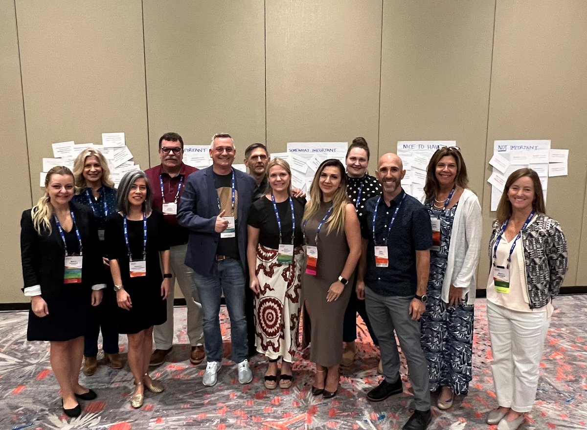 Medidata's tweet photo. Our nationwide conference tour begins! First stop: #SCRS23. Excited for our speaking sessions &amp; the chance to connect with the life sciences community. 💚

Stay tuned all weekend for behind-the-scenes coverage of innovation in action! Learn more: https://t.co/6pd2Oroysm

@MySCRS https://t.co/ffHP8MwHoU