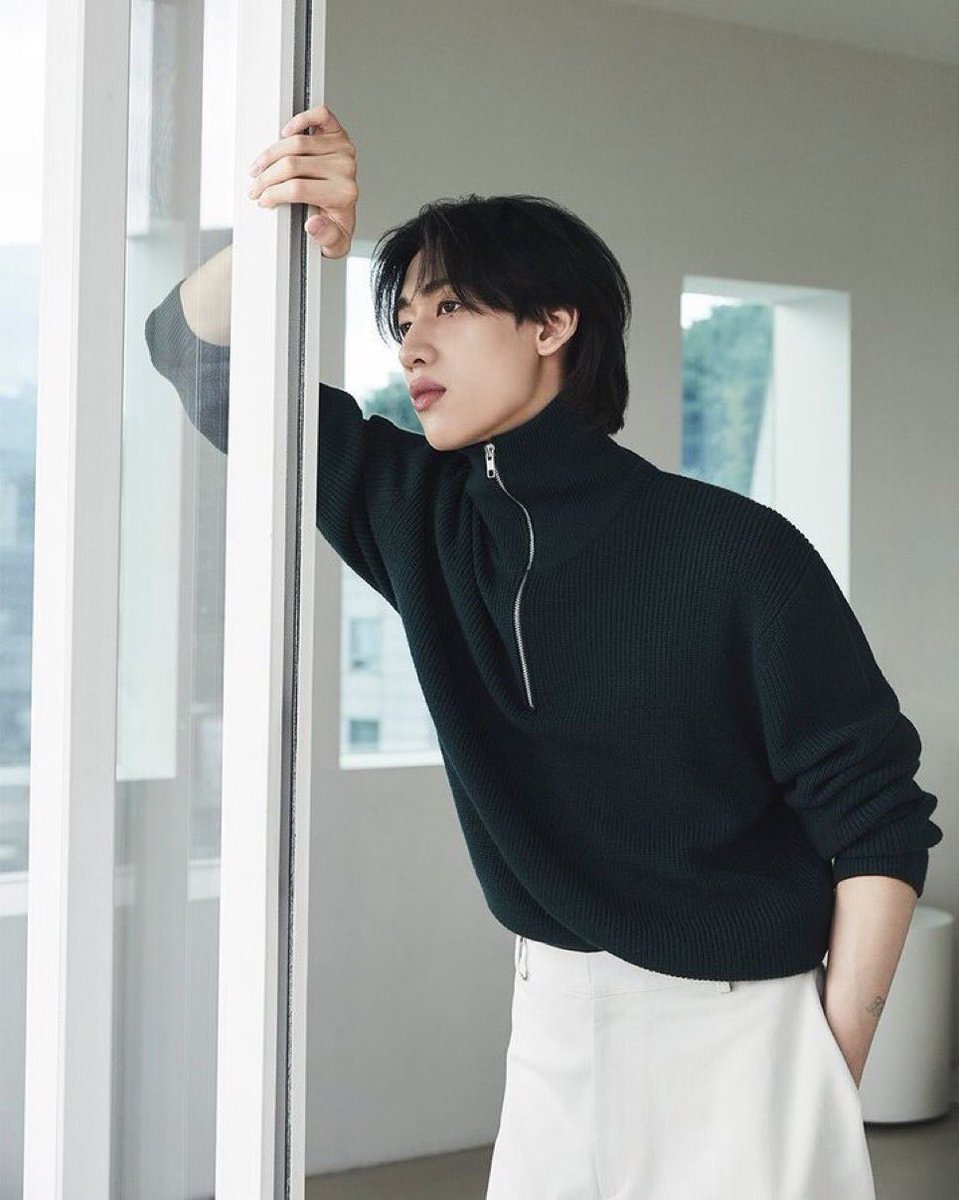 BambamHourly's tweet photo. #뱀뱀 #BamBam @BamBam1A https://t.co/Ol7Ye4hfsJ