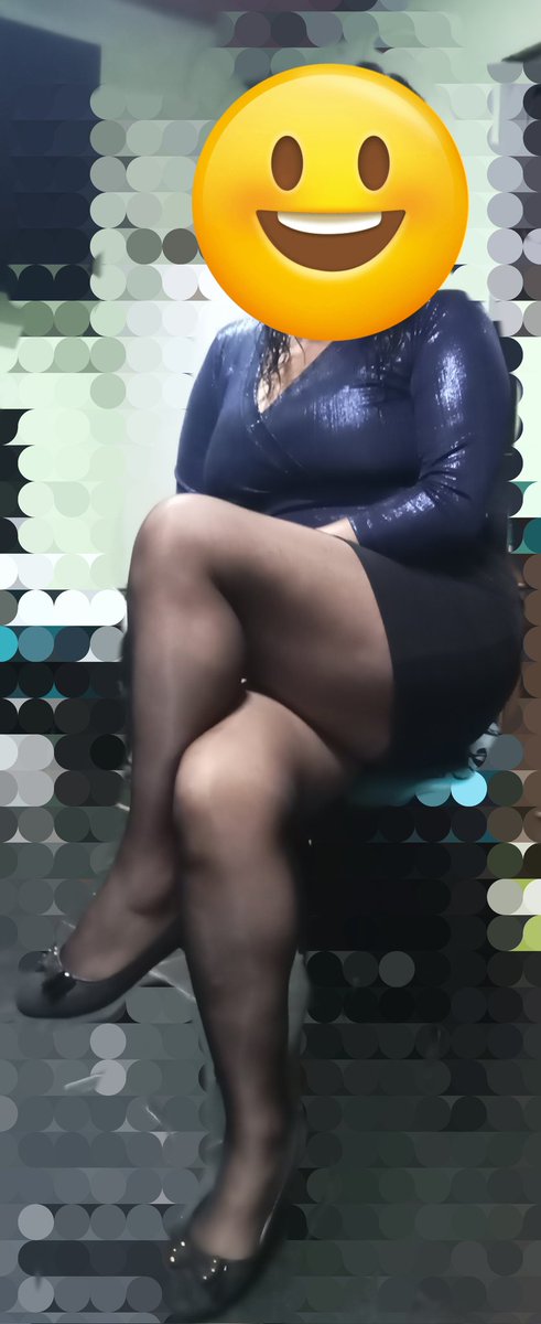 Así  sale mi esposa para el trabajo será que la miran 🤤🤤🤤🤤