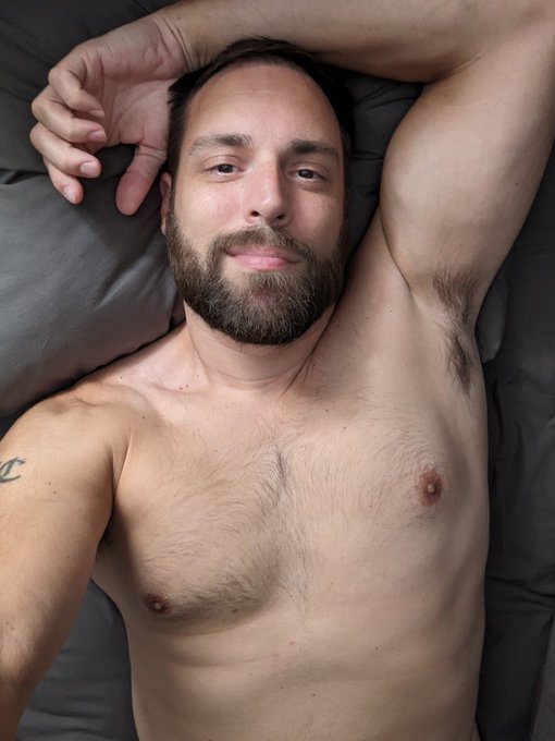 Goodnight, good morning to daytimers https://t.co/GsnzKh93Zh<a href="/tag/newprofilepic"class="tags"><span>#newprofilepic</span></a>