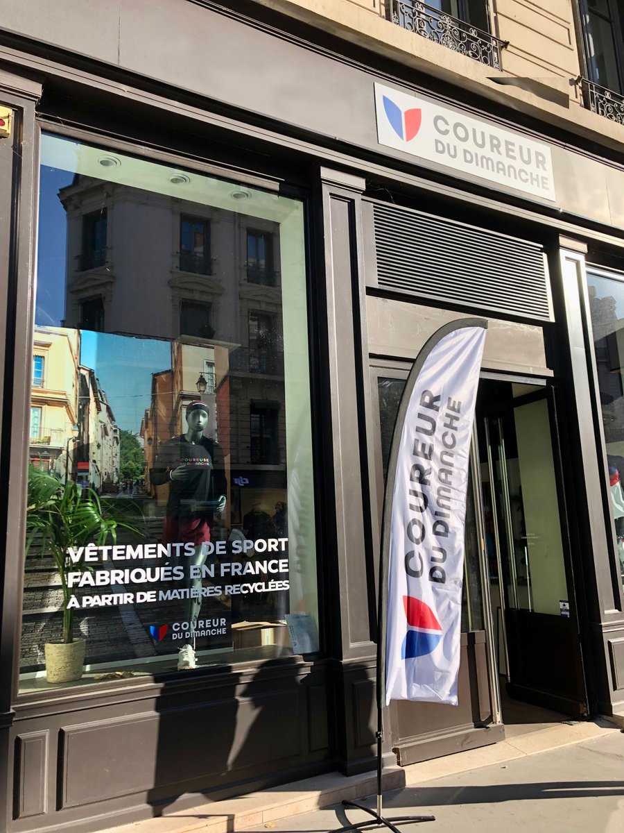 Ça y est, nous sommes prêts !

La 1ère boutique #CoureurDuDimanche est officiellement ouverte ! 🔥

On n’y croit toujours pas.

📍 Retrouvez-nous au 3 rue du Président Carnot 69002 Lyon dès 10h, et ce pour une durée de 3 mois et + si affinités.

#Running #MadeinFrance