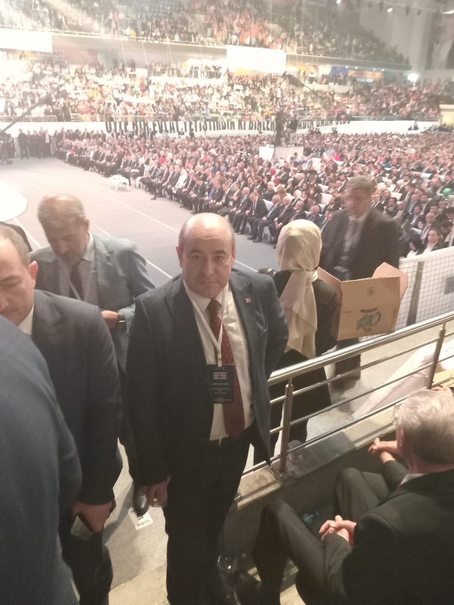 GuvenirSureyya's tweet photo. Ak Partimizin Büyük kongresini gerçekleştirdik.
Cumhurbaşkanımız Recep Tayyip Erdoğan önderliğinde Türkiye yüzyılında Dişli için,Bolvadin için Türkiye için durmak yok yola devam… https://t.co/tFo9S24c49