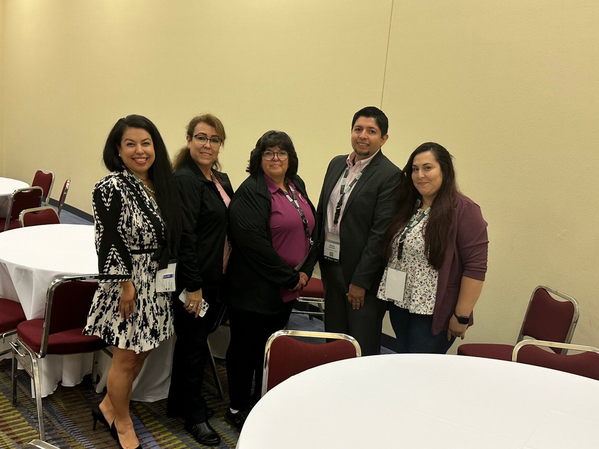 ProjectLEARN3's tweet photo. We had the privilege to present our Parent University programming at the @PFETexas state conference. We are honored to share with other districts across the state! @RSantellana31 thank you for your guidance and insight to empower families! @PFETexas @LamarCISD @justwrite4u2 https://t.co/SG4wBFFDki