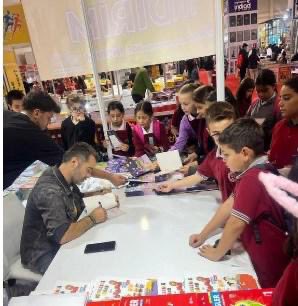 Kitaplar uygarlığa yol gösteren ışıklardır." 📚
Değirmenbaşı Ortaokulu 670 öğrencimiz ve öğretmenleriyle Karadeniz 8. Kitap Fuarı’nı ziyaret etti.
<a href="/samsunmem/">Samsun İl Milli Eğitim Müdürlüğü</a> <a href="/muratagar60/">Murat AĞAR</a> <a href="/MustafaOzdmr55/">Mustafa Özdemir</a>