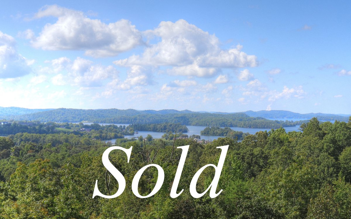 #SOLD #UNLISTEDPROPERTY
#ACREAGE #LAKEANDMOUNTAINVIEW #COMMUNITYBOATDOCK
#Lot364WMountainDr
#GrandeVistaBay #waterfrontcommunity #clubhouse #cable #sewer #naturalgas #publicwater 
#Details link.flexmls.com/1r4rlv50p2nd,16
#Communityvideo youtu.be/EJ2TVuBIqEk
#unitedrealestatesolutions