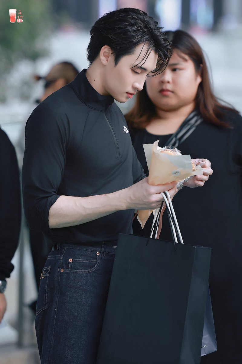 PICO_KST's tweet photo. so cute🥺🥺
@m34nismind 

#MeanPhiravich 
#LEISUREPROJECTxUltimateTroop https://t.co/3wvGcHRcOe