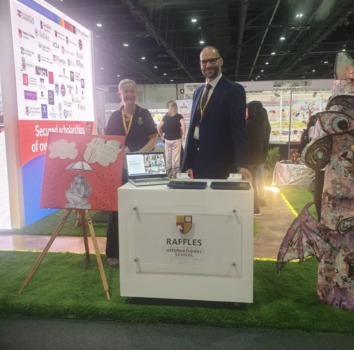 Helena Meagher tweet media